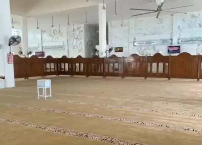 mayyocuci cuci karpet masjid